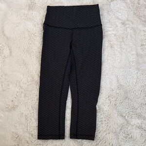 Lululemon Wunder Under Crop Size 4 SJQL